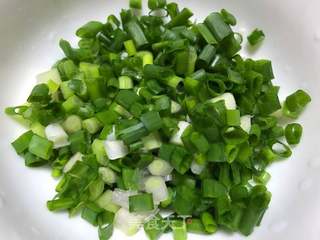 牛肉牛筋丸粄汤(河粉汤)的做法步骤:2