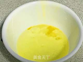 黄金蛋炒饭的做法步骤:2