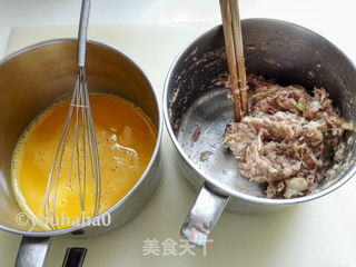 #鸡蛋美食#黄金蛋饺的做法步骤:2