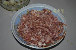 白菜饺子,过年一定要吃,百财饺子啊的做法步骤:3