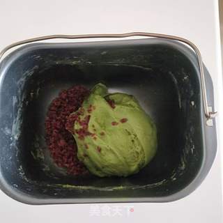 抹茶蔓越莓麻薯面包的做法步骤:6
