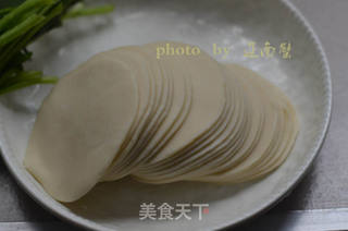 酸汤饺子皮,开胃又暖身,冬天吃特别美的做法步骤:3