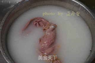 猪肚莲子汤,胃不好可常常喝的做法步骤:2