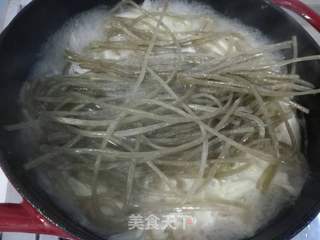肉丸白菜炖粉条的做法步骤:20