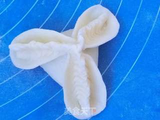 冠顶饺的做法步骤:11