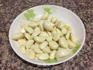 腊八蒜的做法步骤:2