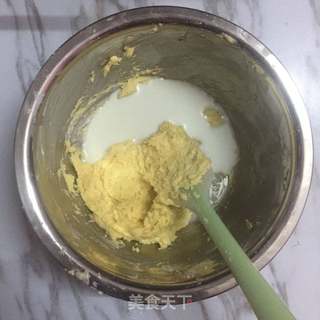 蓝莓爆浆马芬蛋糕的做法步骤:5