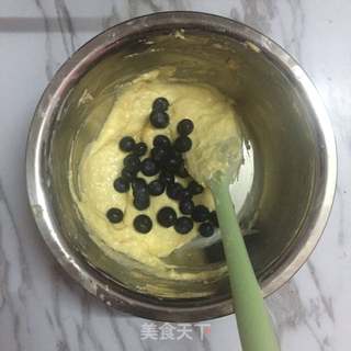 蓝莓爆浆马芬蛋糕的做法步骤:6