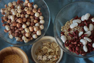 这是我见过料最多的腊八粥了的做法步骤:2