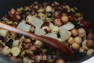 这是我见过料最多的腊八粥了的做法步骤:3