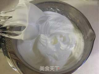 草莓夏洛特的做法步骤:3