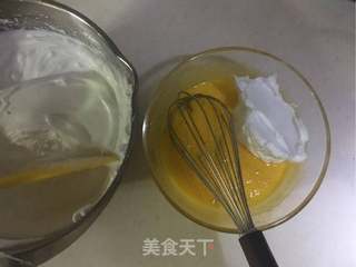 草莓夏洛特的做法步骤:4