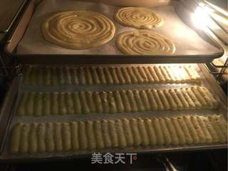 草莓夏洛特的做法步骤:9