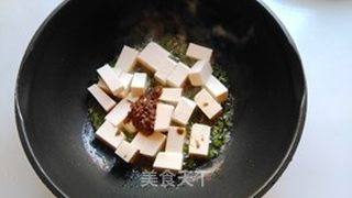 麻虾酱炖豆腐的做法步骤：5