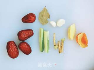 羊肉猪骨汤的做法步骤:3