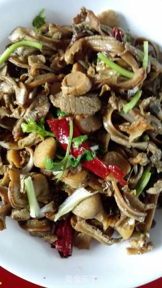 炒嘎啦肉的做法步骤:5