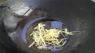 葱爆羊肉的做法步骤:8
