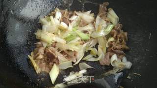 葱爆羊肉的做法步骤:12