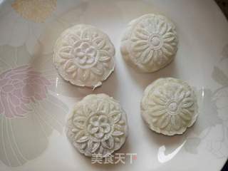 冰皮月饼的做法步骤:11