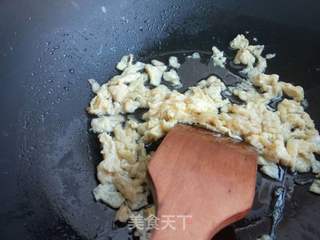 虾仁蛋炒饭的做法步骤:3