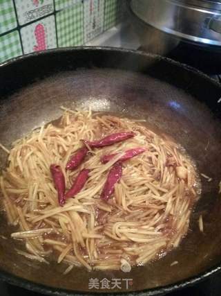 土豆丝盖饭的做法步骤：3