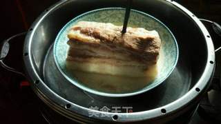 重庆乡宴江湖菜——重庆咸烧白(梅菜扣肉)的做法步骤:3