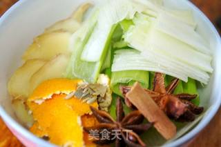 梅菜扣肉的做法步骤:8