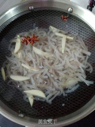 自制猪皮冻的做法步骤:4