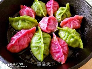 酸菜肉双色生煎饺的做法步骤:8