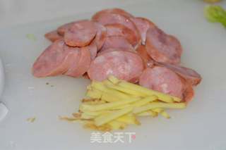 腊肠煲仔饭的做法步骤:2