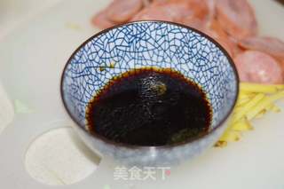 腊肠煲仔饭的做法步骤:3