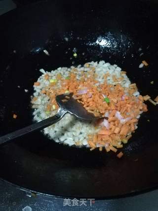 多彩蛋炒饭的做法步骤:7