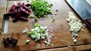 水煮肉片的做法步骤：1