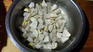 芋儿鸡(香芋乌鸡版)的做法步骤:8