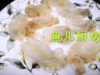白贝海虾鸡蛋羹──“鱼儿厨房”私房菜的做法步骤：2
