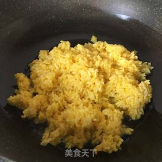 黄金炒饭的做法步骤：6