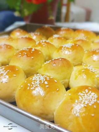 芝麻小餐包的做法步骤:12