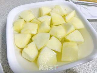 苹果咕噜肉的做法步骤:3