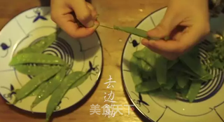 潮音潮人：咸菜炒荷兰豆的做法步骤：2
