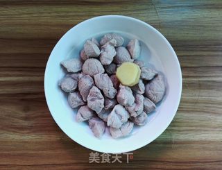 玉米苹果猪腱子汤的做法步骤:4