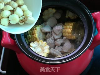 玉米苹果猪腱子汤的做法步骤:5