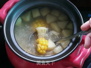 玉米苹果猪腱子汤的做法步骤:8