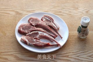 砂锅烤羊排的做法步骤:5