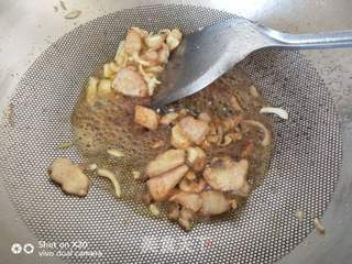 鲜蘑炒肉的做法步骤：6