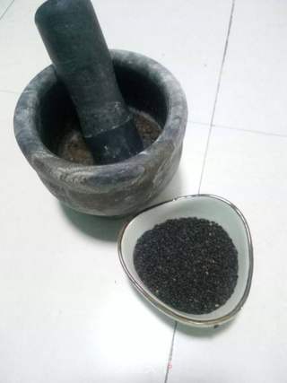 芝麻汤圆的做法步骤:3