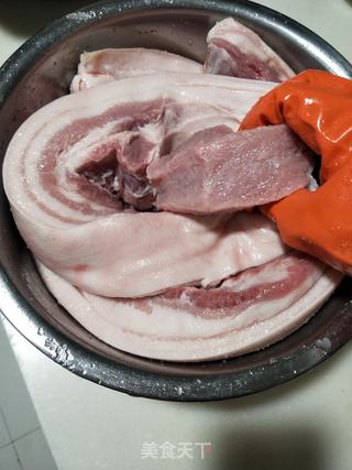 腊香四溢充满年味的——自制腊肉的做法步骤:5