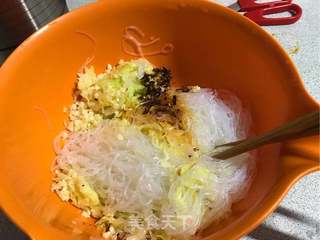 凉拌粉丝包菜丝的做法步骤:9
