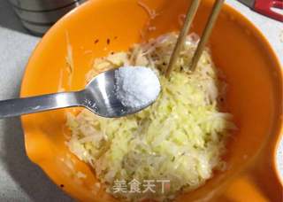 凉拌粉丝包菜丝的做法步骤:12