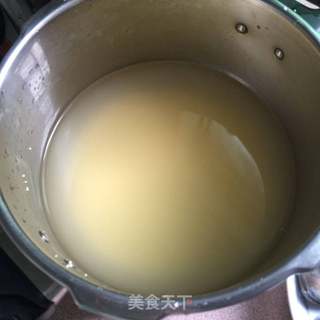 小米花蛤粥的做法步骤:2