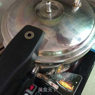 小米花蛤粥的做法步骤:3